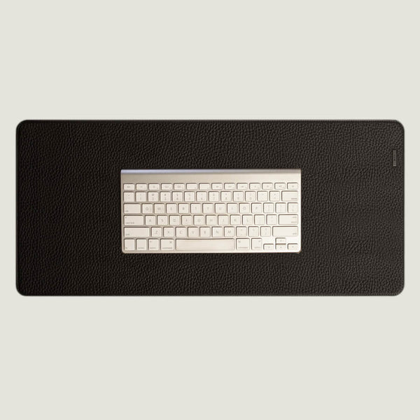 https://www.vajacases.com/cdn/shop/products/Desk-Pad-CLASSIC-Stock2_grande.jpg?v=1625691553