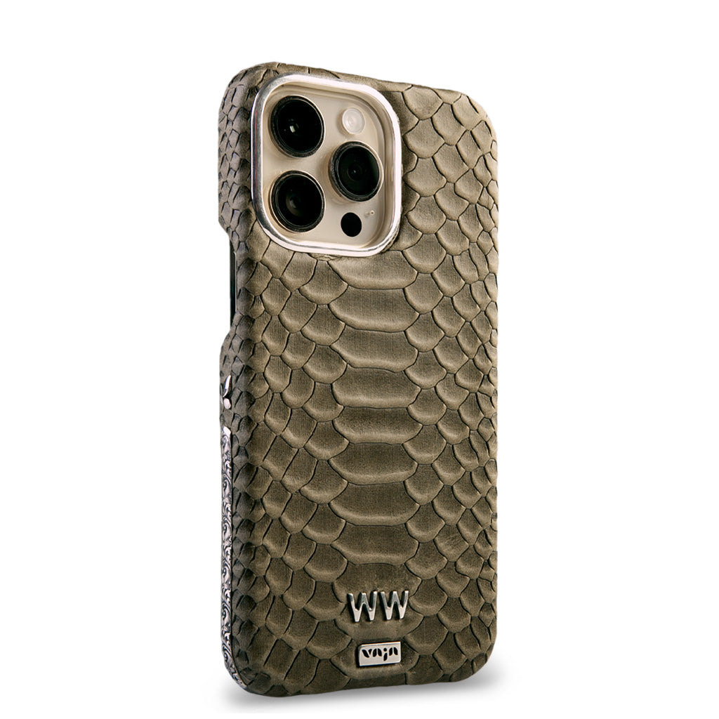 Understated iPhone 14 Pro Max leather cover - Vaja
